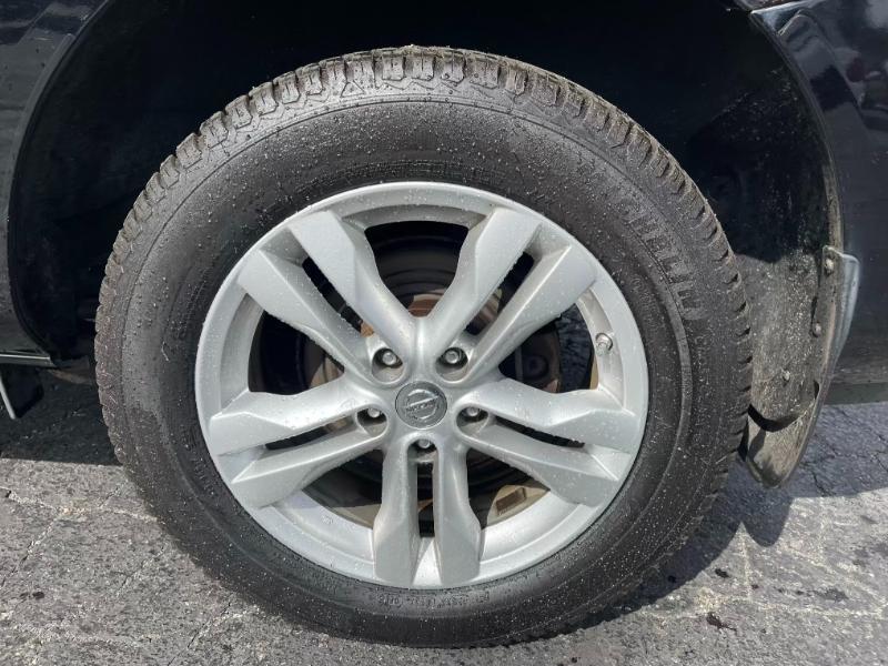 Nissan Rogue  2013
