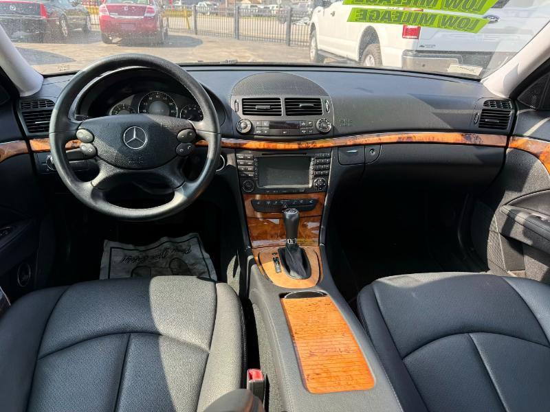 Mercedes-Benz E-Class  2008