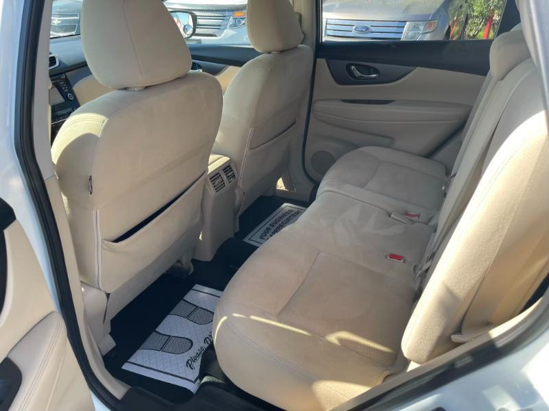 Nissan Rogue  2016