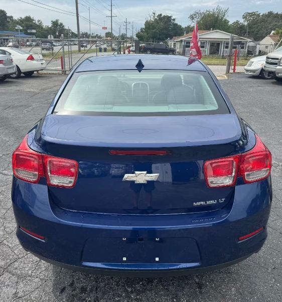 Chevrolet Malibu  2013