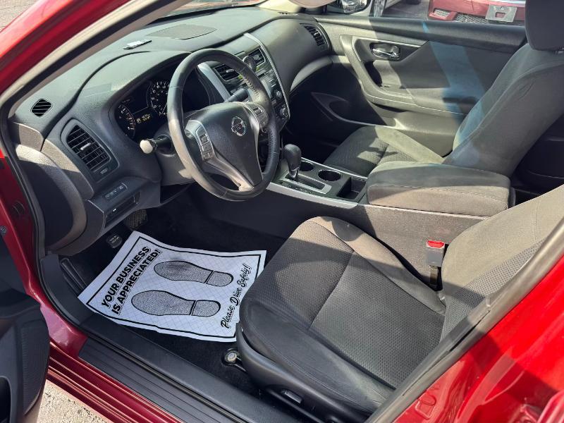 Nissan Altima  2015