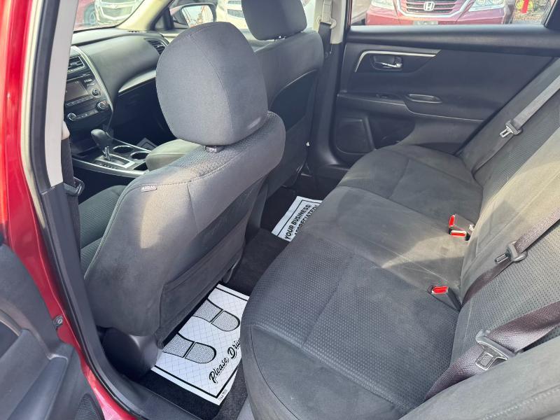 Nissan Altima  2015