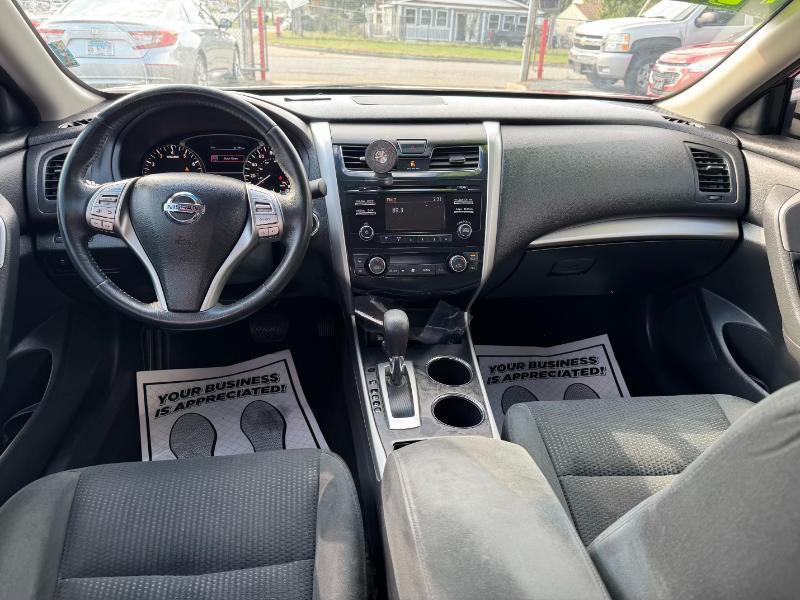 Nissan Altima  2015