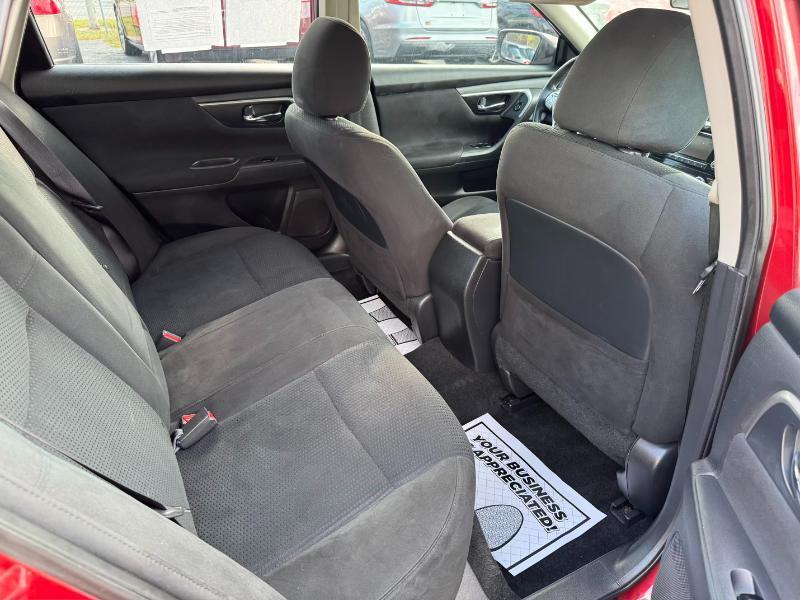 Nissan Altima  2015