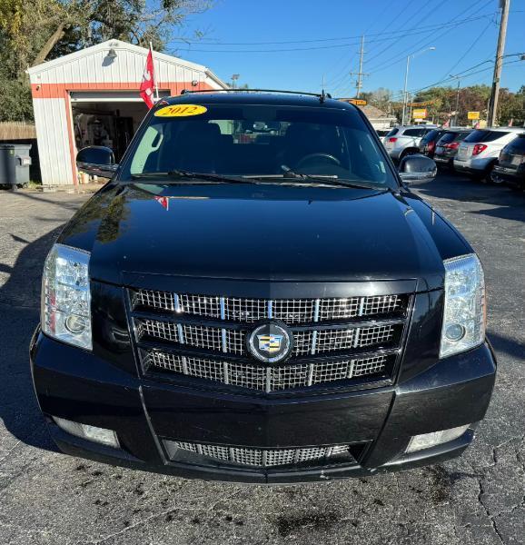 Cadillac Escalade  2012