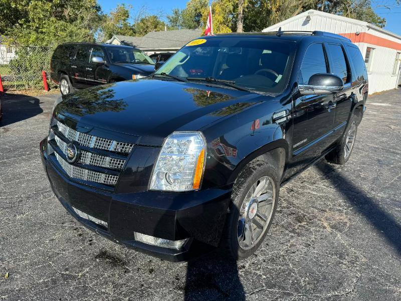 Cadillac Escalade  2012