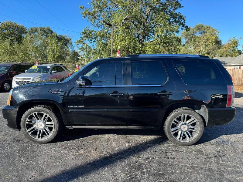 Cadillac Escalade  2012