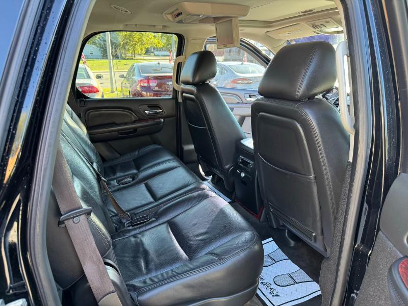 Cadillac Escalade  2012