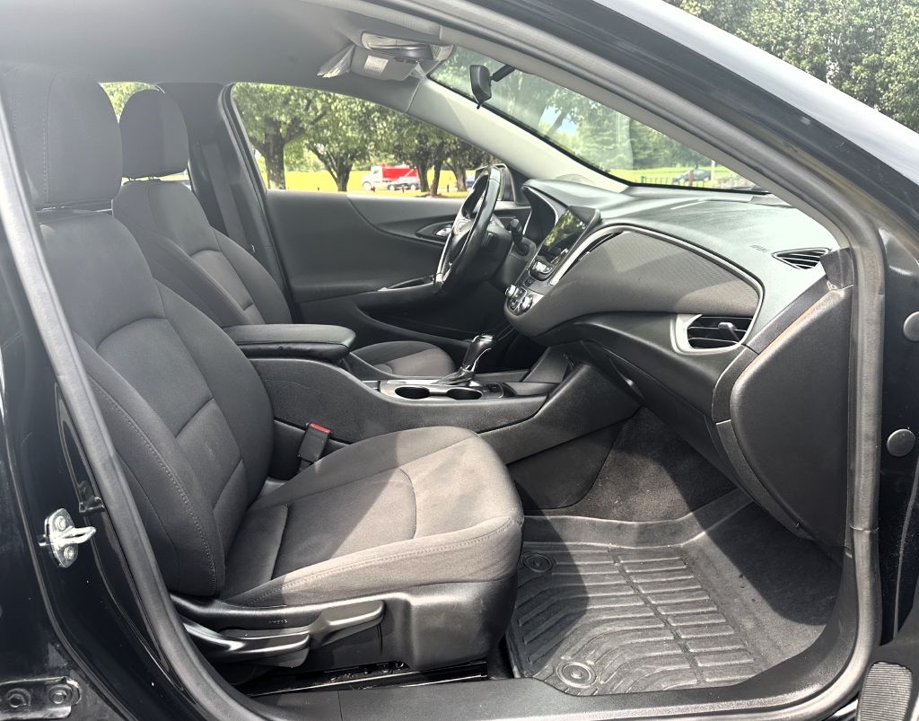 Chevrolet Malibu  2020