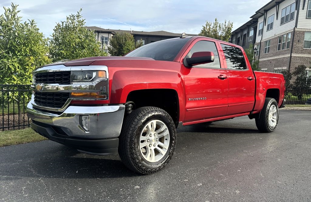 2018 Chevrolet Silverado 1500 LT CREW CAB
