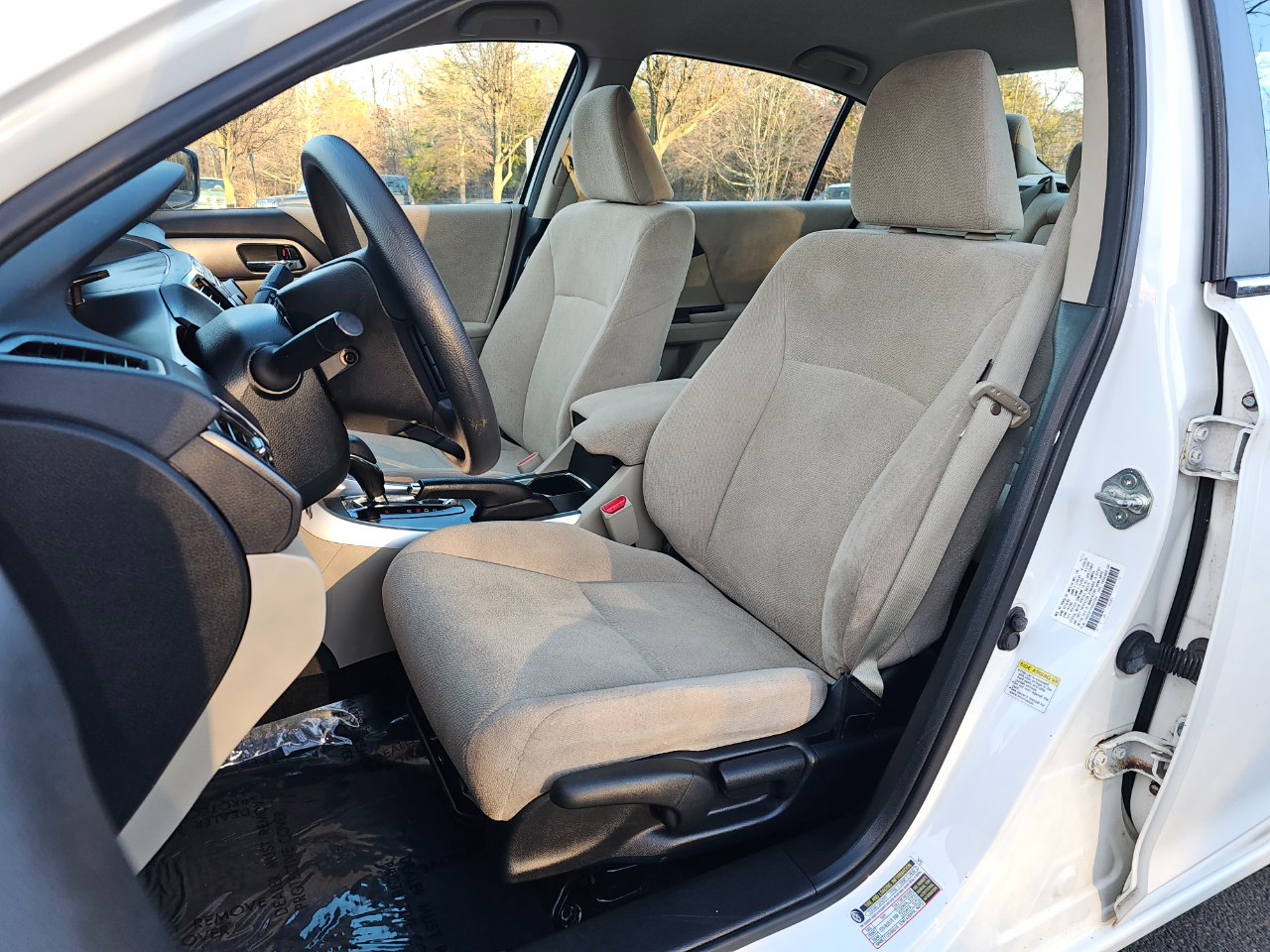 Honda Accord LX Sedan CVT 2013