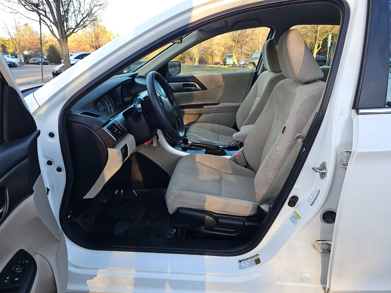 Honda Accord LX Sedan CVT 2013