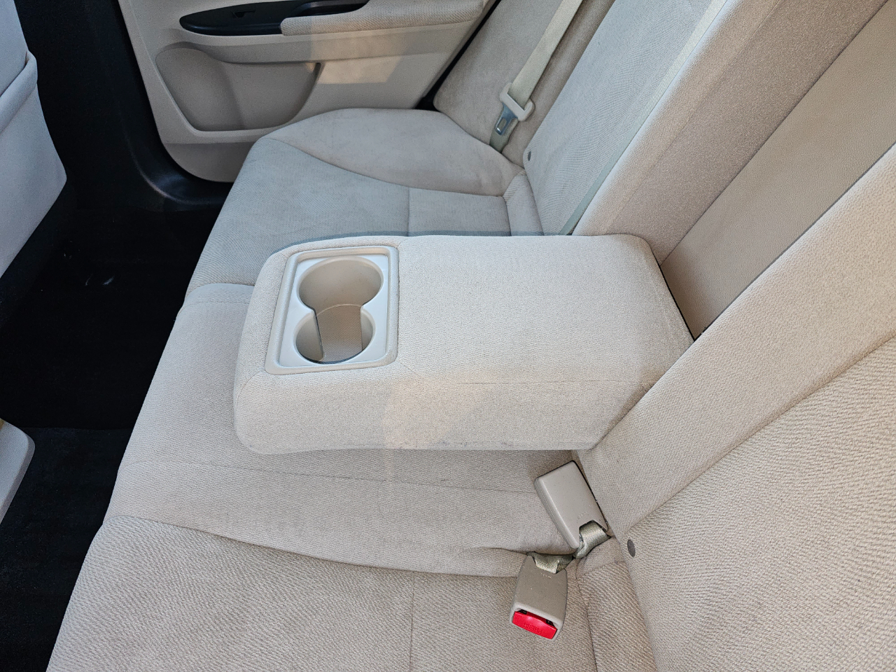 Honda Accord LX Sedan CVT 2013