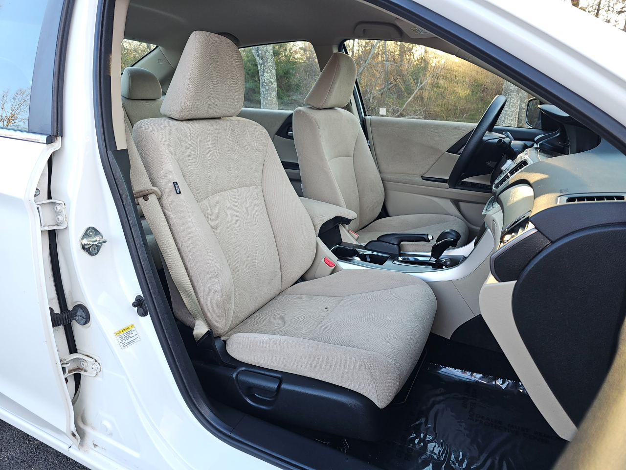 Honda Accord LX Sedan CVT 2013