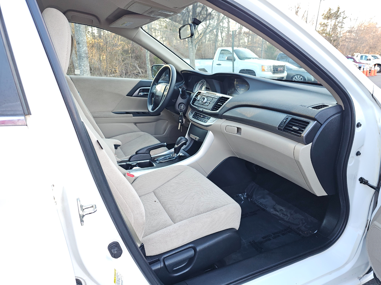 Honda Accord LX Sedan CVT 2013