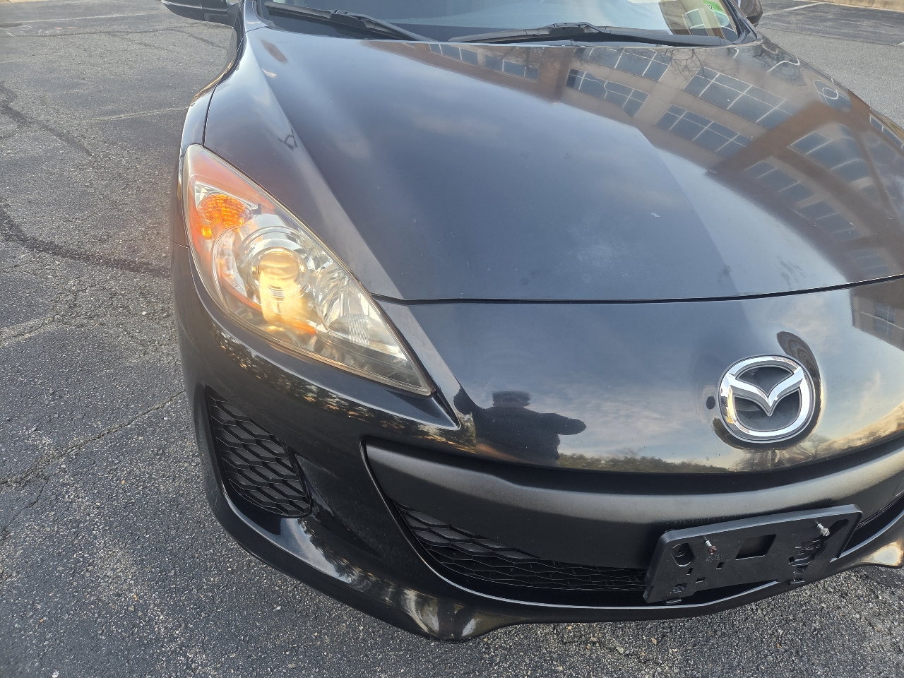 Mazda MAZDA3 i SV AT 4-Door 2013