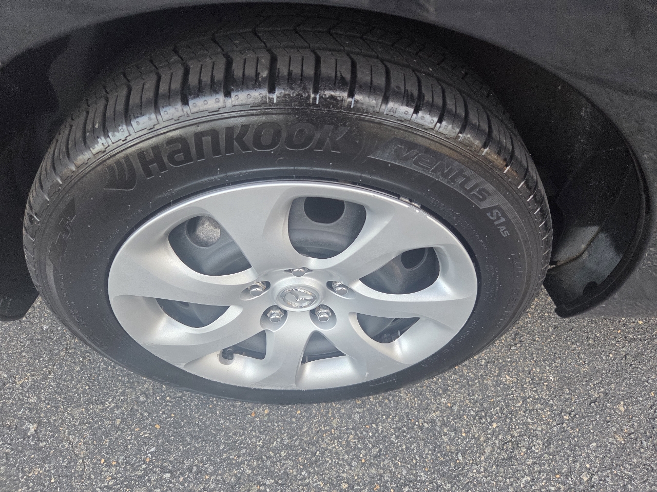 Mazda MAZDA3 i SV AT 4-Door 2013