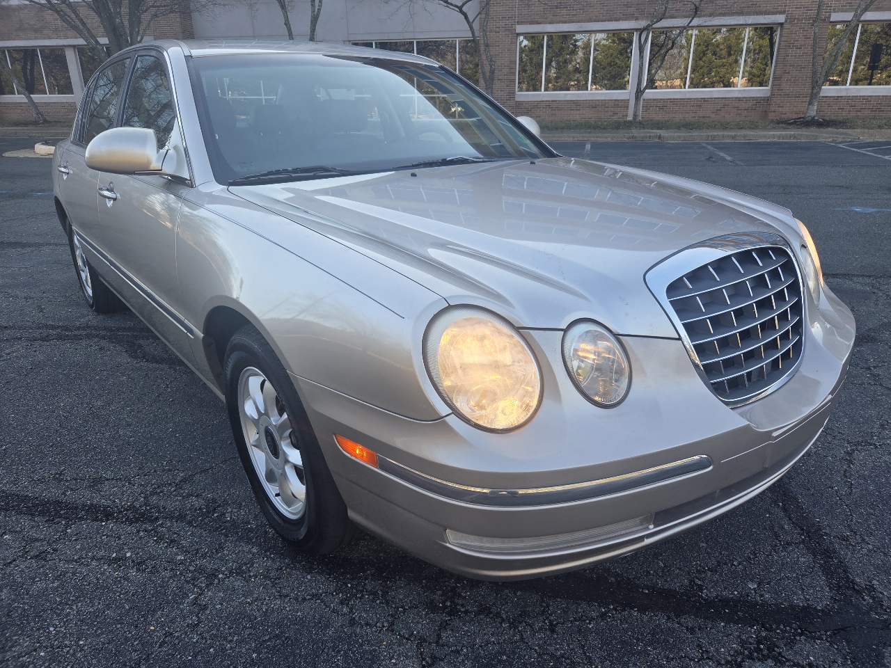 Kia Amanti Sedan 2004