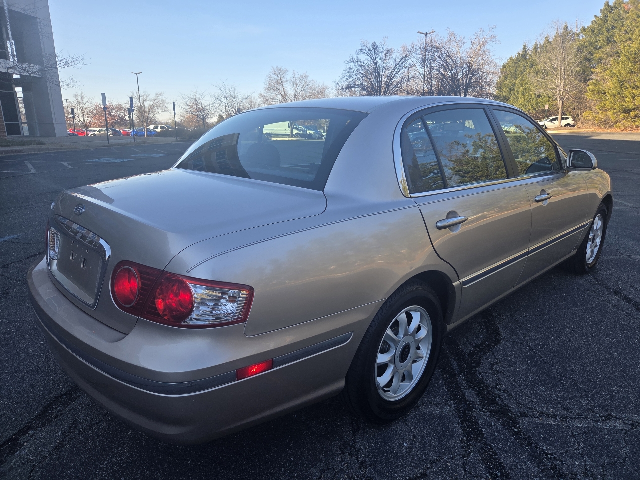 Kia Amanti Sedan 2004