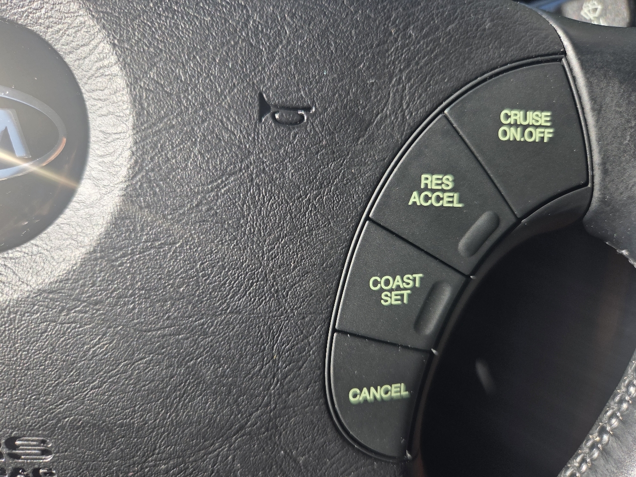 Kia Amanti Sedan 2004