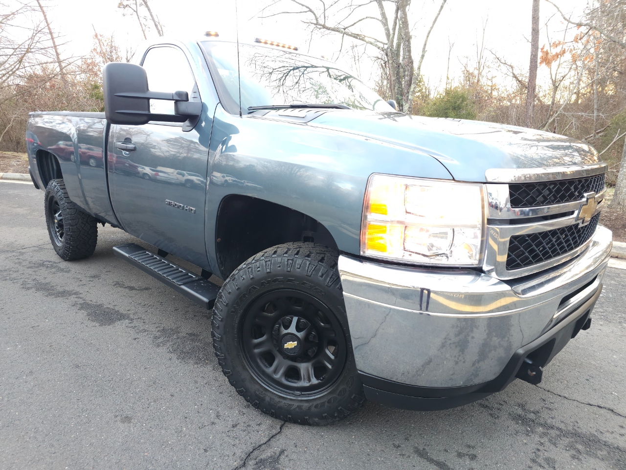 Chevrolet Silverado 3500HD Work Truck Long Box 4WD 2011
