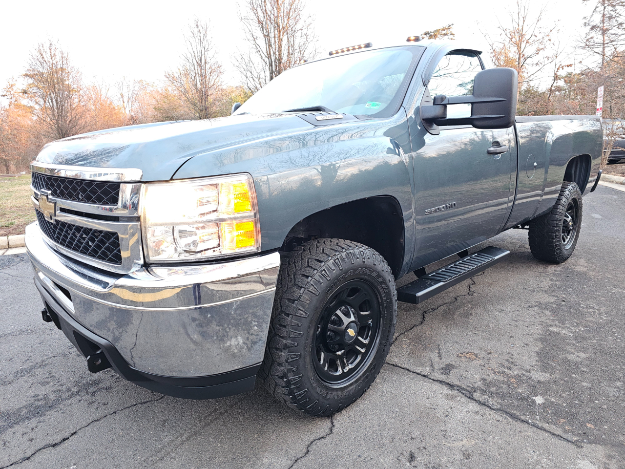 Chevrolet Silverado 3500HD Work Truck Long Box 4WD 2011