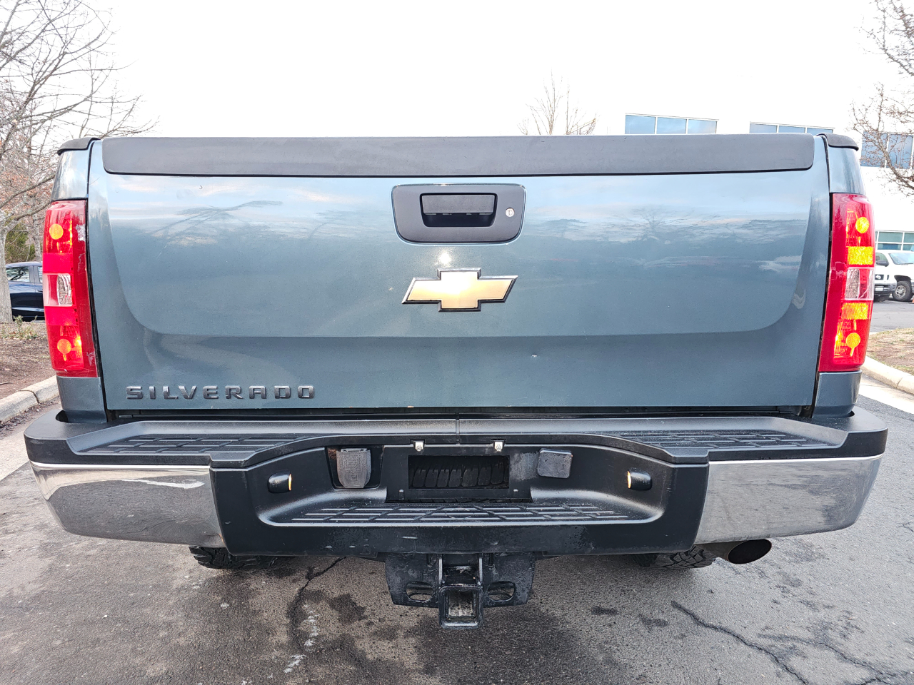 Chevrolet Silverado 3500HD Work Truck Long Box 4WD 2011