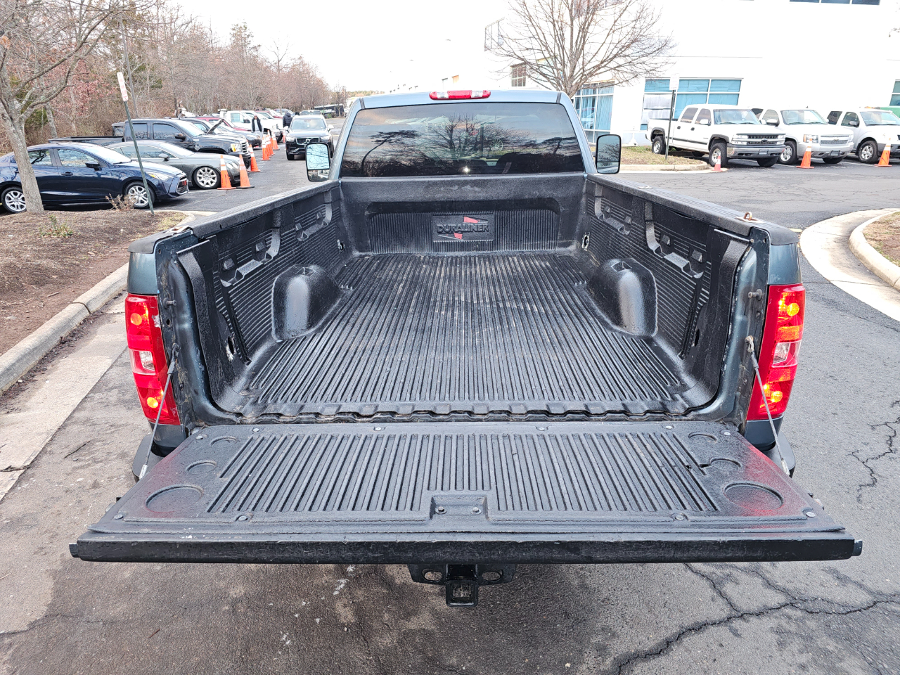 Chevrolet Silverado 3500HD Work Truck Long Box 4WD 2011