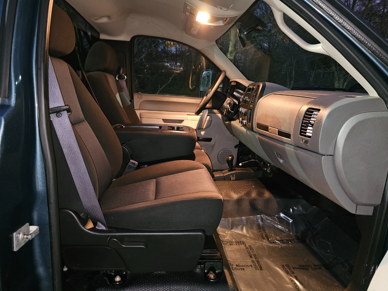 Chevrolet Silverado 3500HD Work Truck Long Box 4WD 2011