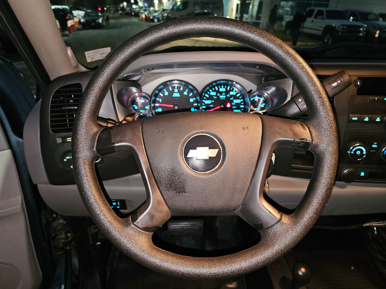 Chevrolet Silverado 3500HD Work Truck Long Box 4WD 2011