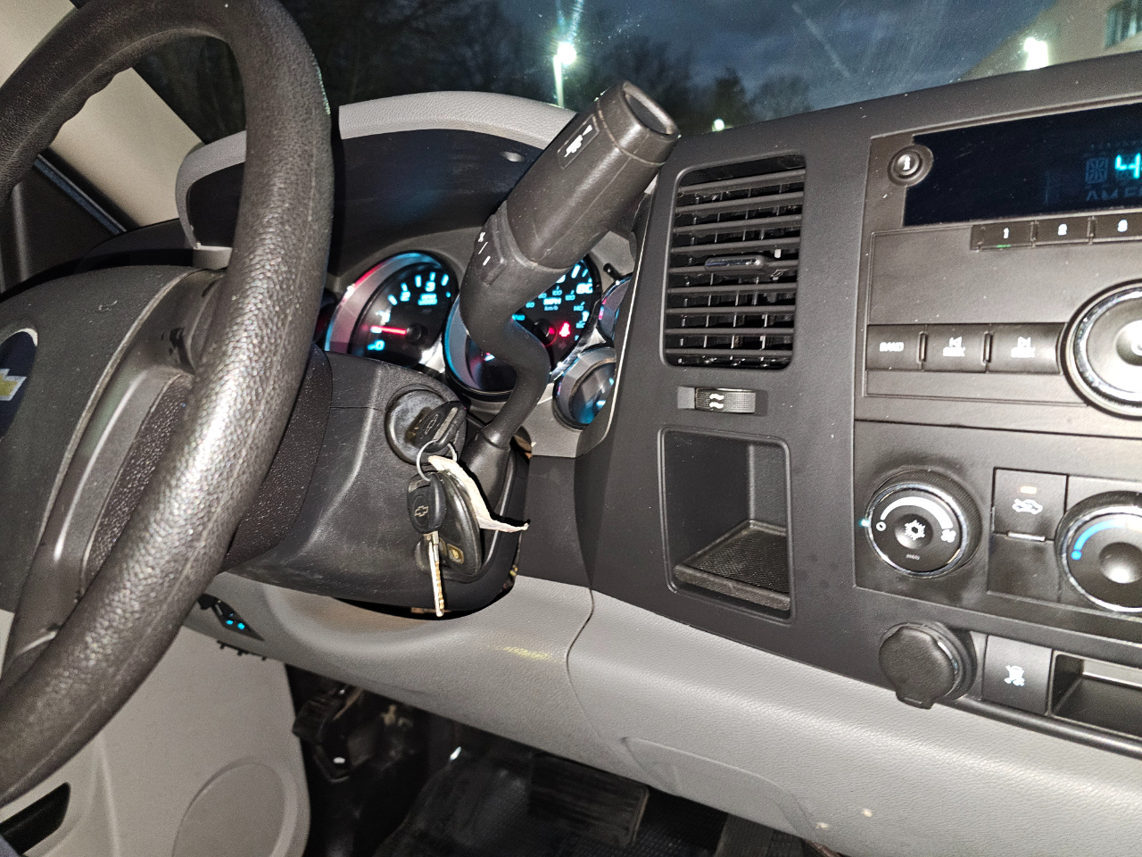 Chevrolet Silverado 3500HD Work Truck Long Box 4WD 2011