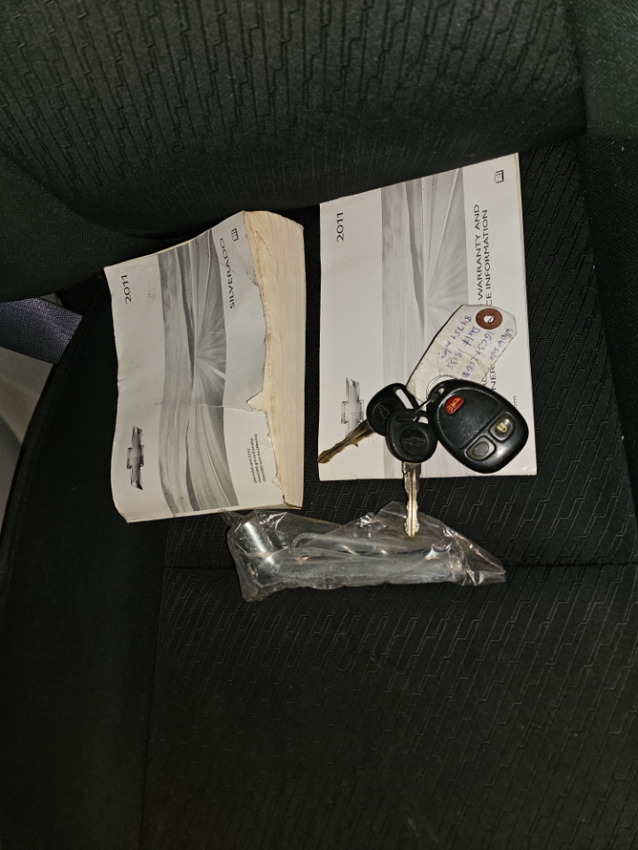 Chevrolet Silverado 3500HD Work Truck Long Box 4WD 2011