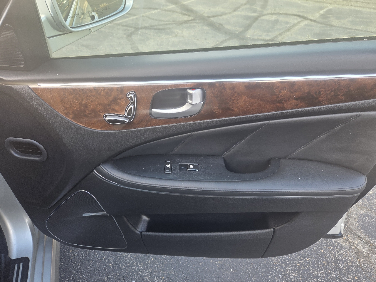 Hyundai Equus Ultimate 2013