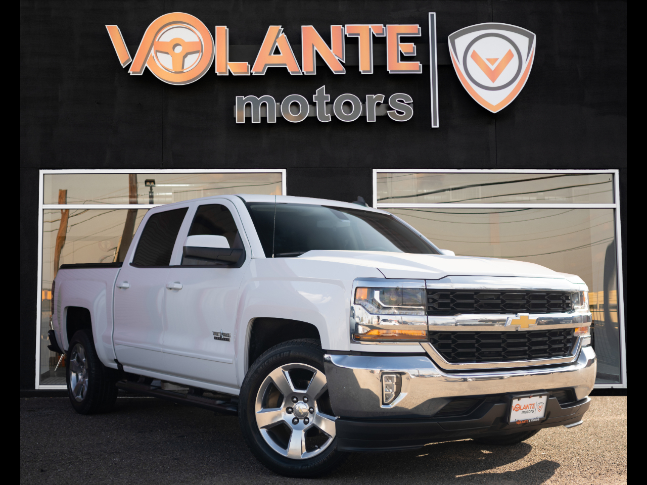 2018 Chevrolet Silverado 1500 LT Crew Cab 2WD