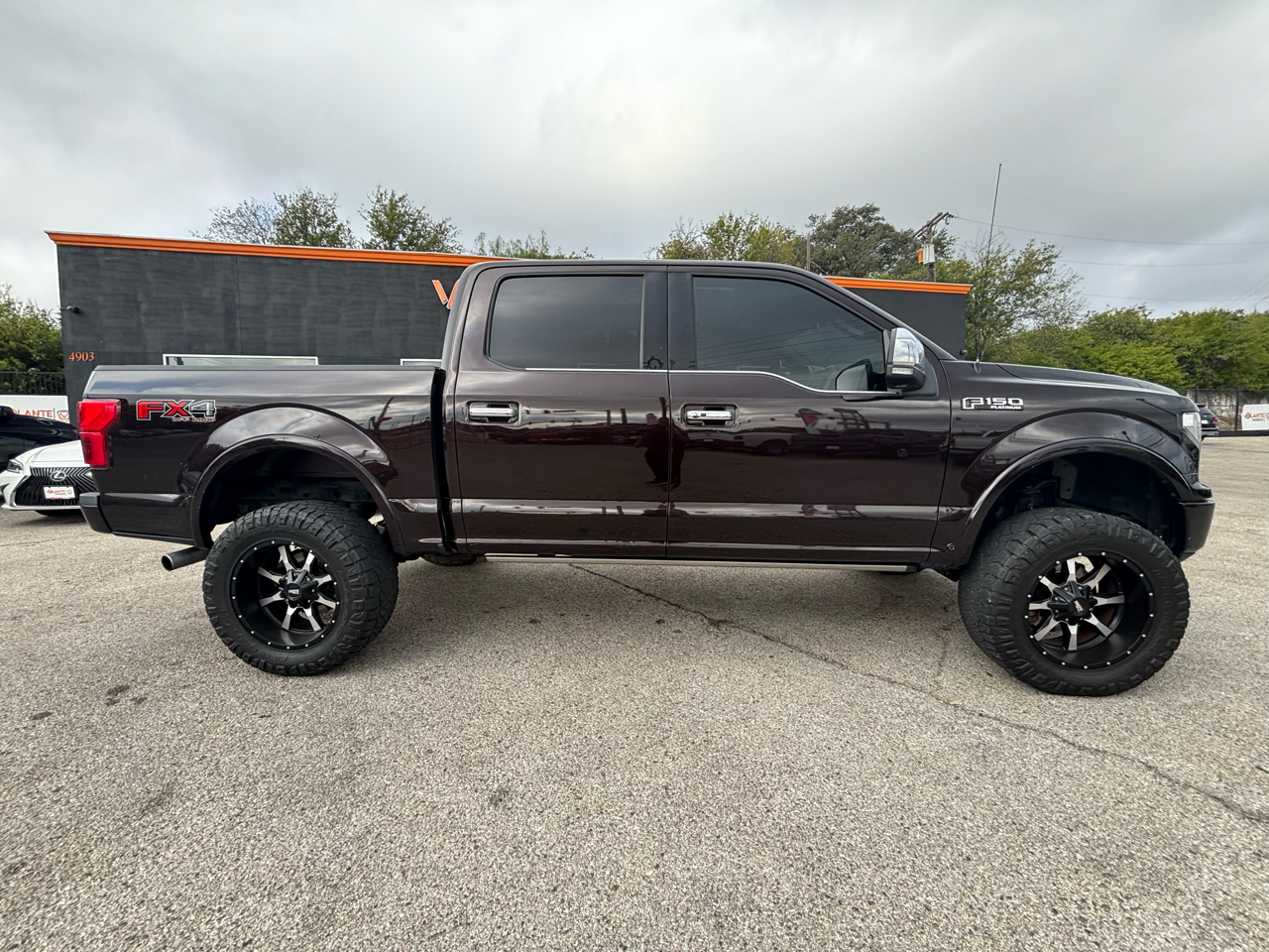 Ford F-150 Platinum SuperCrew 5.5-ft. Bed 4WD 2018