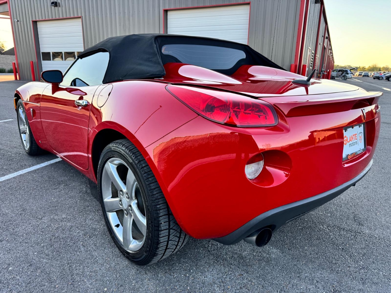 2007 Pontiac Solstice photo 4