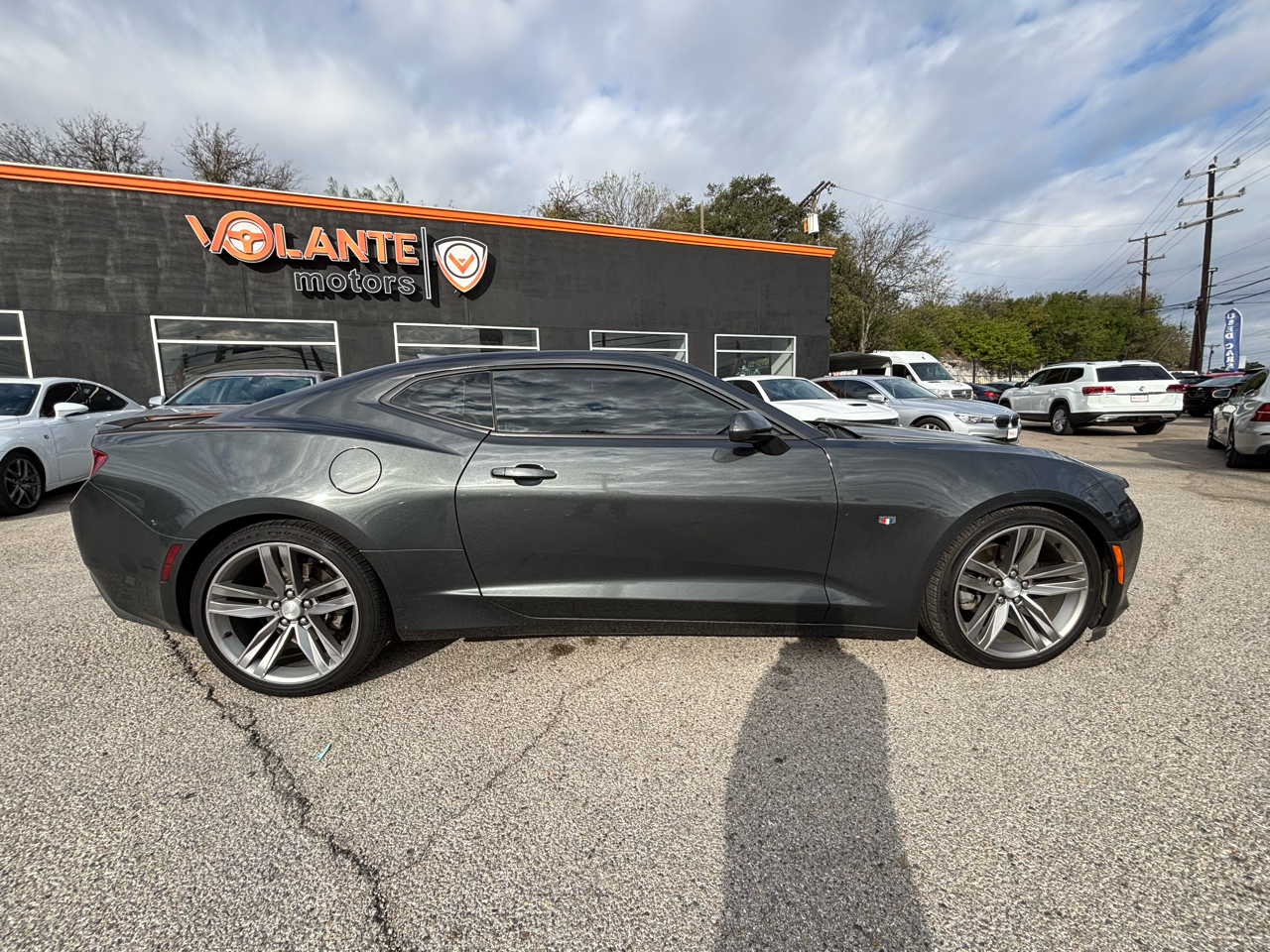2018 Chevrolet Camaro 1LS 1LT photo 2