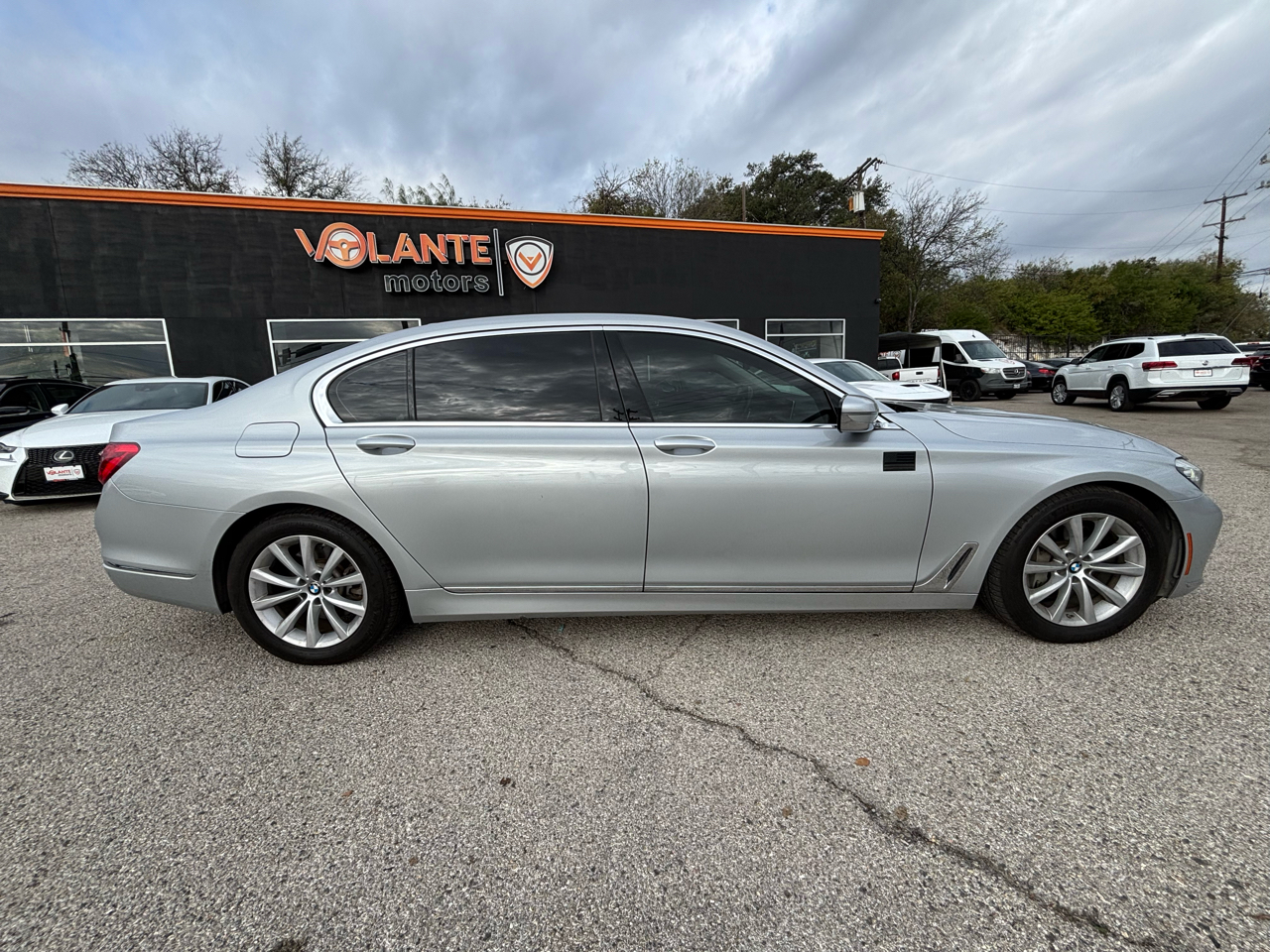 2018 Bmw 740i xDrive photo 2