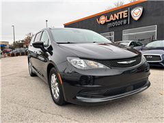 2023 Chrysler Voyager 