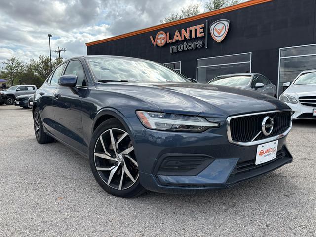 Blue 2019 Volvo S60 T6 Momentum AWD Sedan All-Wheel Drive Automatic