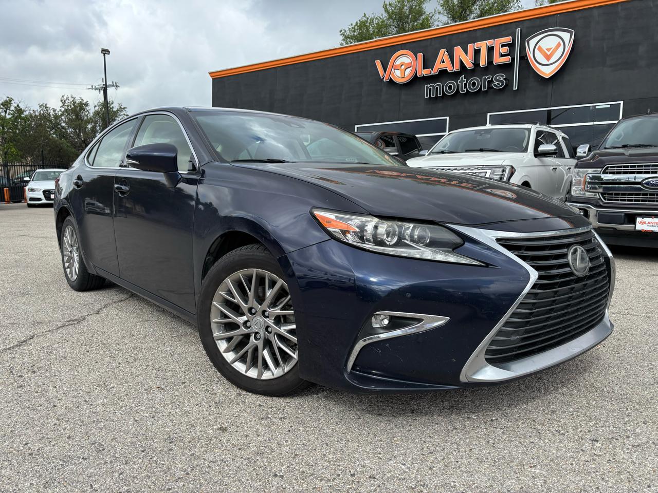 2016 Lexus ES 350 350's photo
