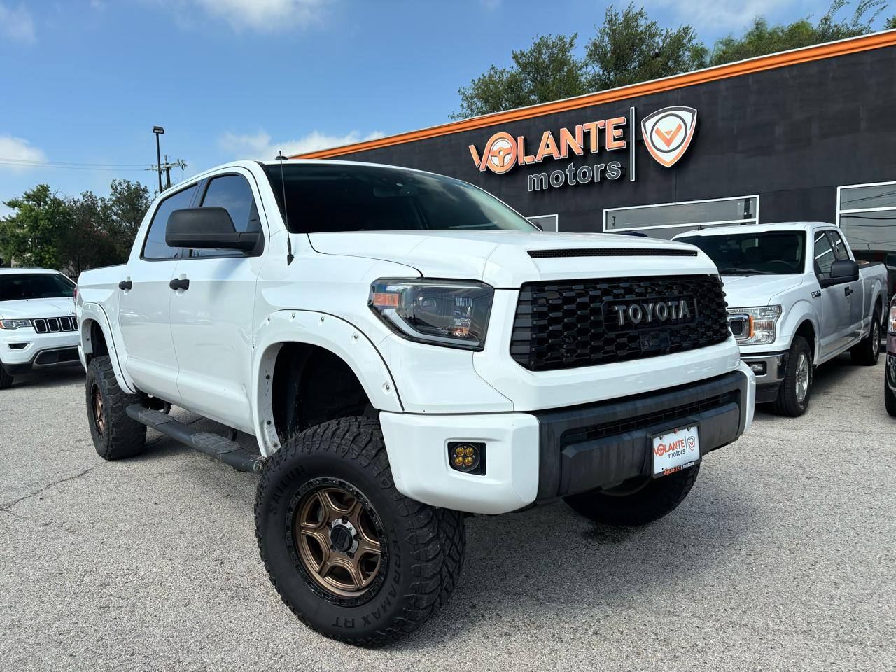 2018 Toyota Tundra 2WD SR5 CrewMax 5.5' Bed 5.7L (Natl)