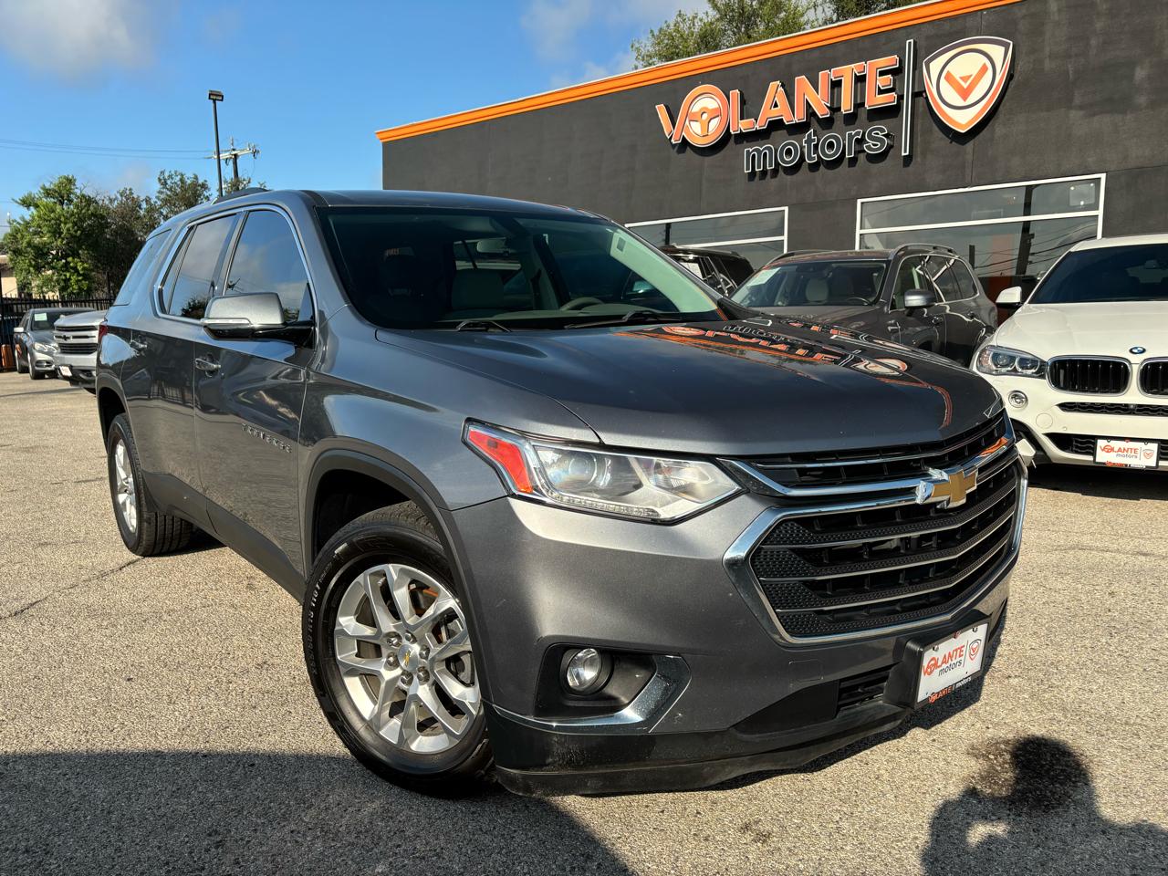Gray 2018 Chevrolet Traverse SUV / Crossover Front-Wheel Drive Automatic