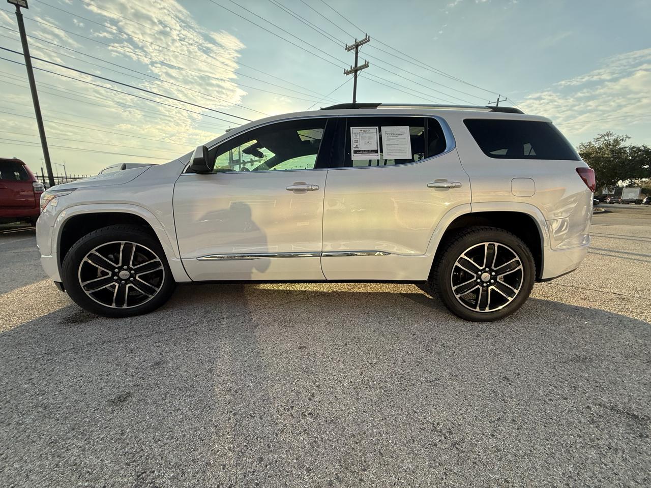 GMC Acadia photo 6