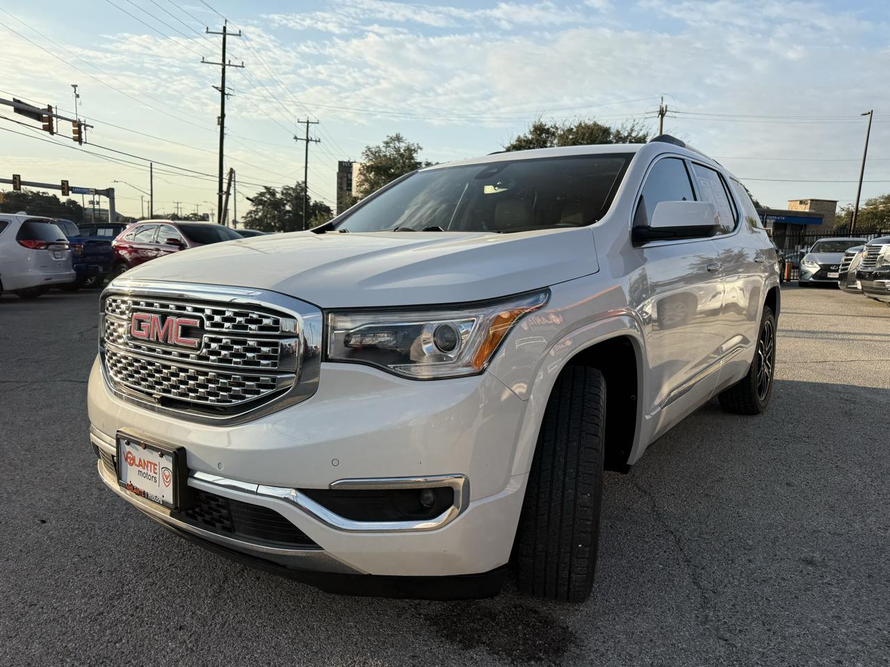 GMC Acadia photo 7