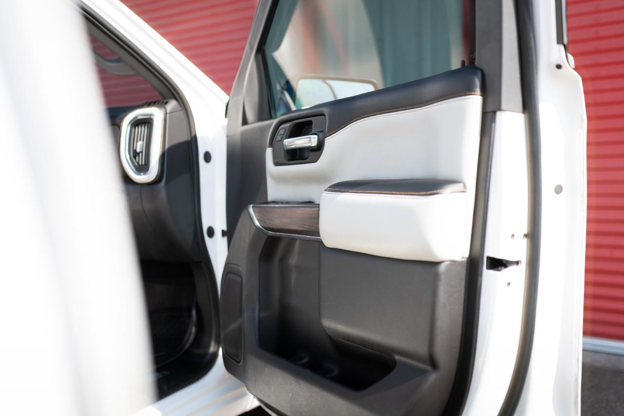 GMC Sierra photo 17