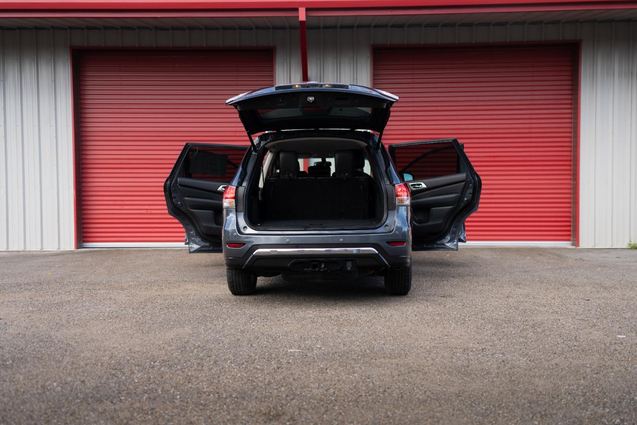 Nissan Pathfinder photo 6