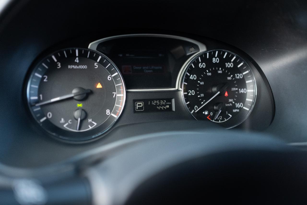 Nissan Pathfinder photo 10
