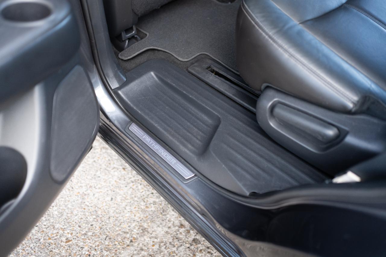 Nissan Pathfinder photo 16