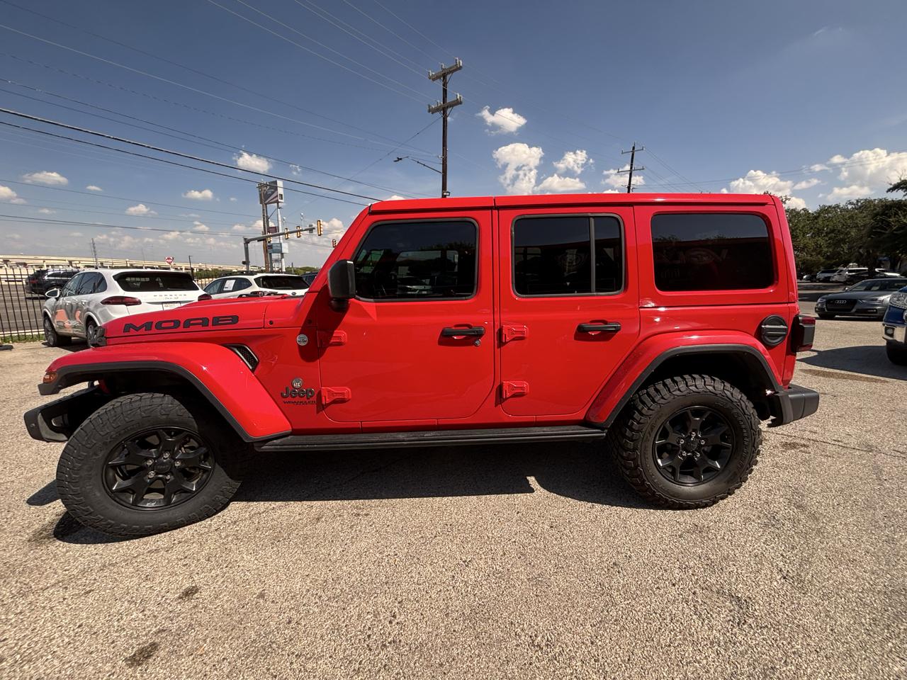 Jeep Wrangler photo 4